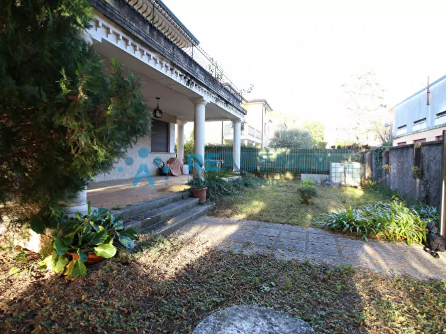 Immagine 8 di Casa indipendente in vendita  in via giuseppe mazzini 8 a Thiene