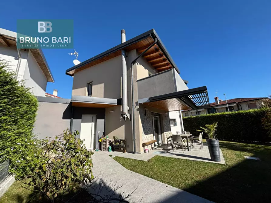 Immagine 5 di Casa bifamiliare in vendita  in Via Donatori del Sangue 2 a Roveredo In Piano