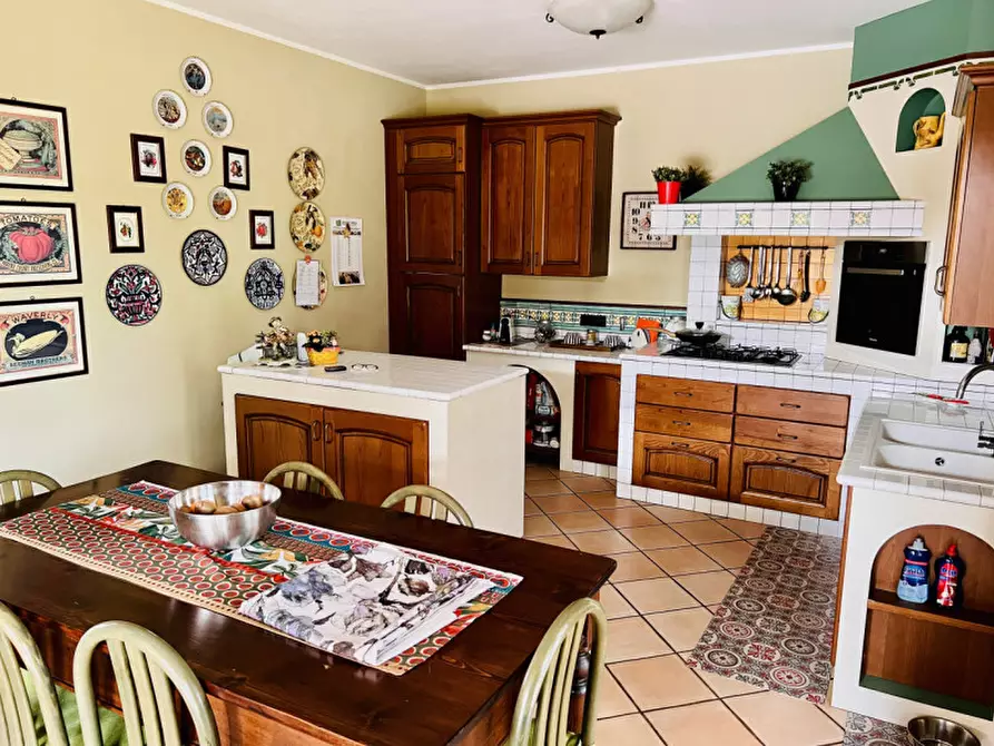 Immagine 22 di Villa in vendita  in via orio 1 a Traversetolo