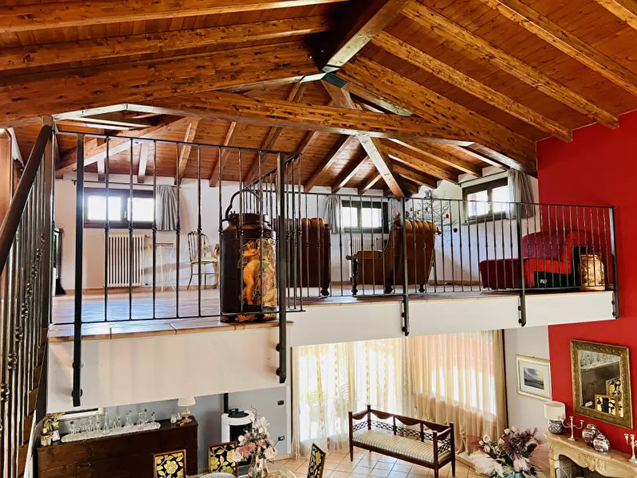 Immagine 40 di Villa in vendita  in via orio 1 a Traversetolo