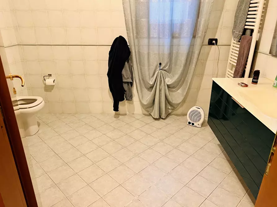 Immagine 59 di Villa in vendita  in via orio 1 a Traversetolo