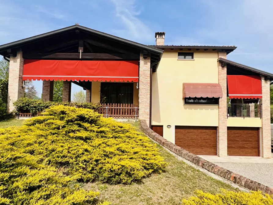 Immagine 60 di Villa in vendita  in via orio 1 a Traversetolo