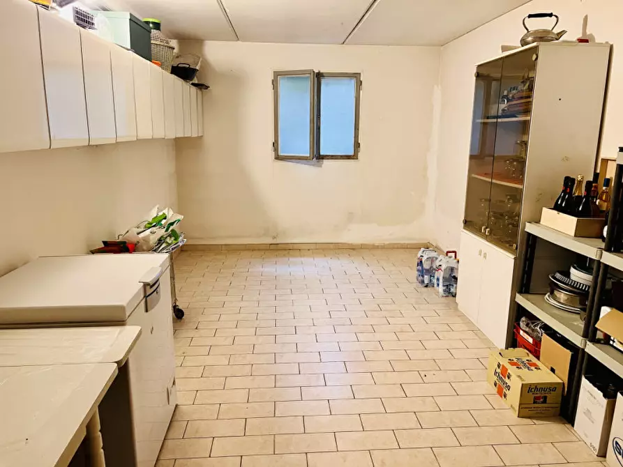 Immagine 64 di Villa in vendita  in via orio 1 a Traversetolo