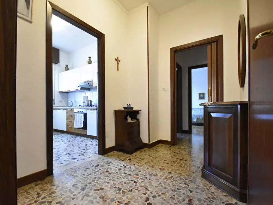 Immagine 3 di Appartamento in vendita  in Via Roma 96 a Bussolengo