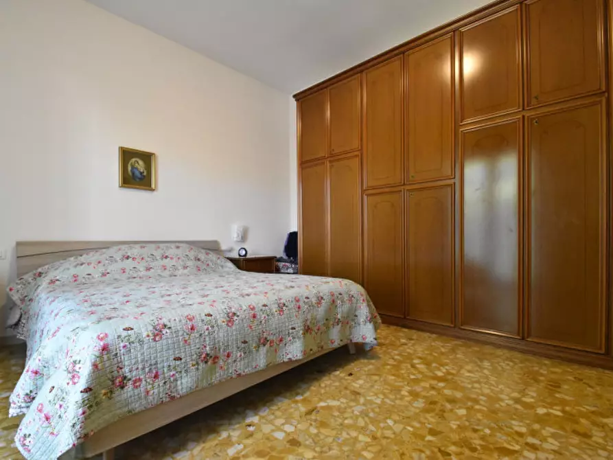 Immagine 21 di Appartamento in vendita  in Via Roma 96 a Bussolengo