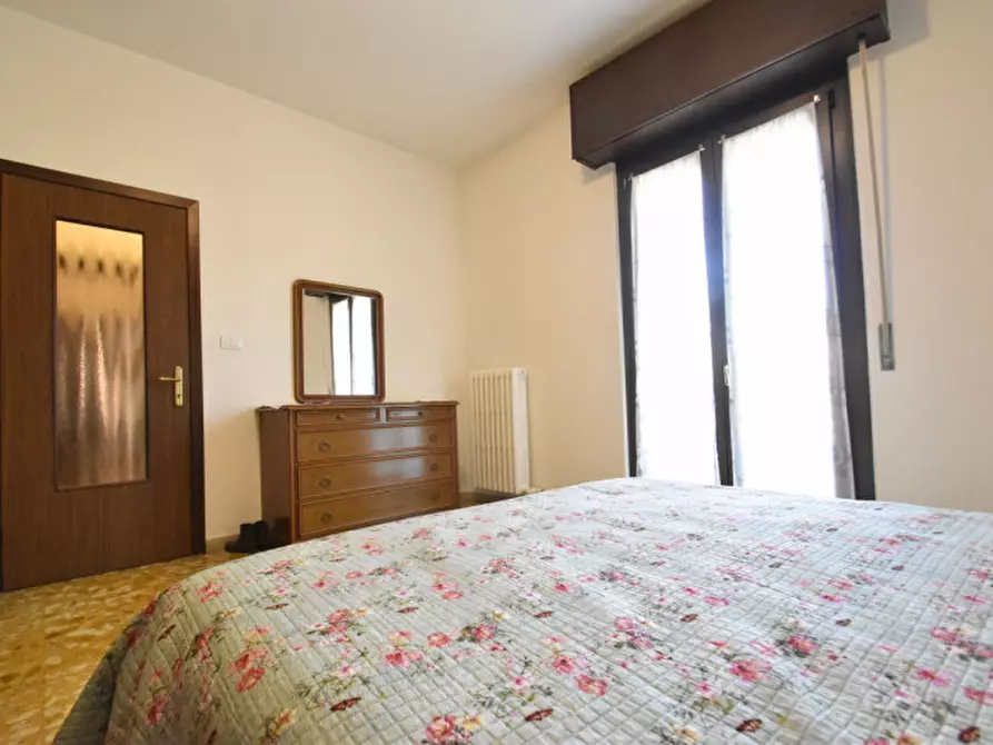 Immagine 23 di Appartamento in vendita  in Via Roma 96 a Bussolengo