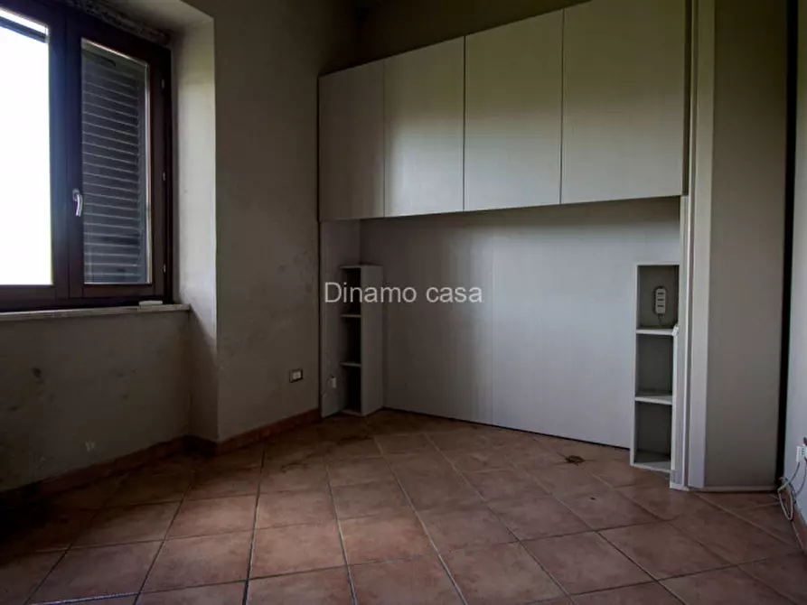 Immagine 11 di Appartamento in vendita  a Prato