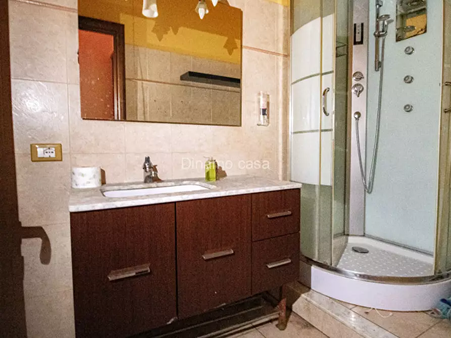 Immagine 12 di Appartamento in vendita  a Prato