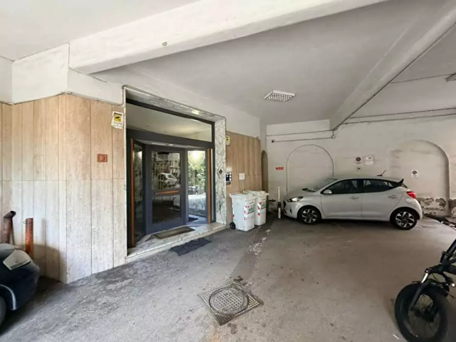 Immagine 3 di Appartamento in vendita  in Corso Vittorio Emanuele 112 a Napoli