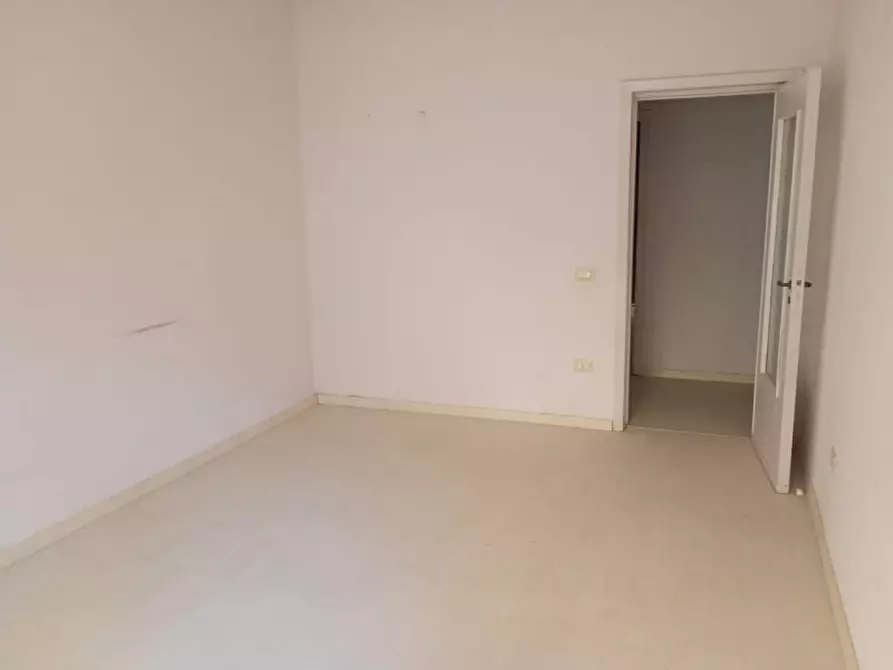 Immagine 13 di Appartamento in vendita  in Corso Vittorio Emanuele 112 a Napoli