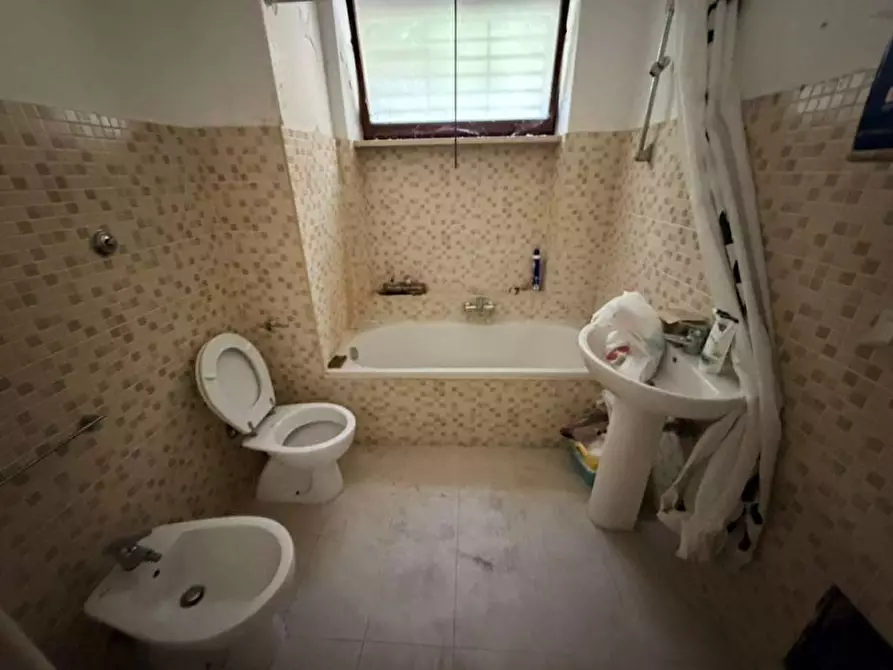 Immagine 15 di Appartamento in vendita  in Corso Vittorio Emanuele 112 a Napoli