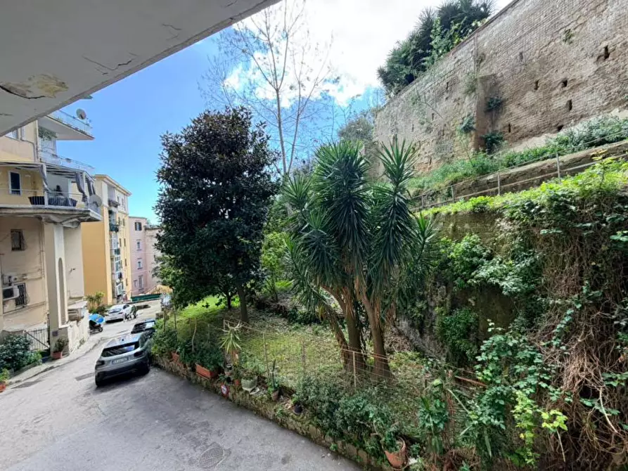 Immagine 27 di Appartamento in vendita  in Corso Vittorio Emanuele 112 a Napoli