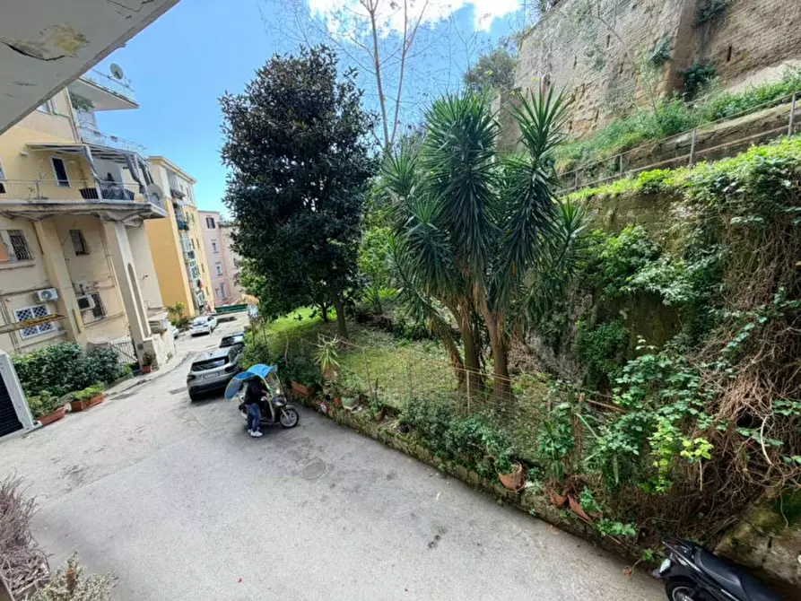 Immagine 30 di Appartamento in vendita  in Corso Vittorio Emanuele 112 a Napoli