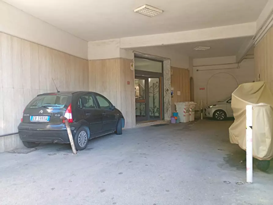 Immagine 39 di Appartamento in vendita  in Corso Vittorio Emanuele 112 a Napoli