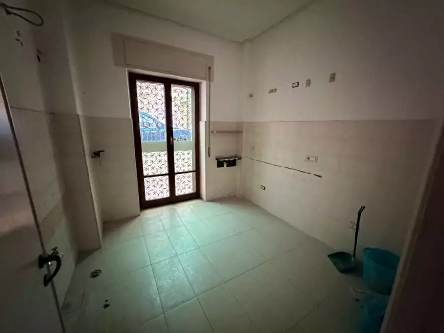 Immagine 42 di Appartamento in vendita  in Corso Vittorio Emanuele 112 a Napoli