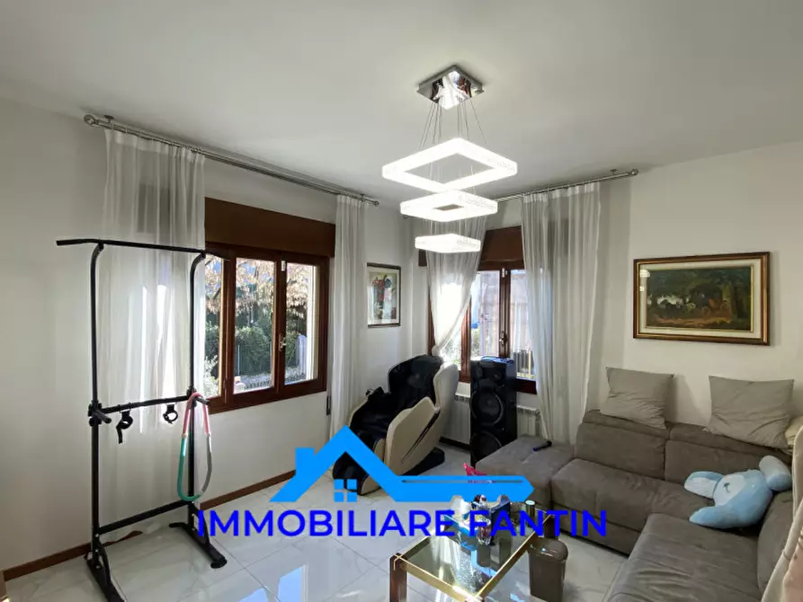 Immagine 10 di Casa indipendente in vendita  in Via San Zeno a Treviso