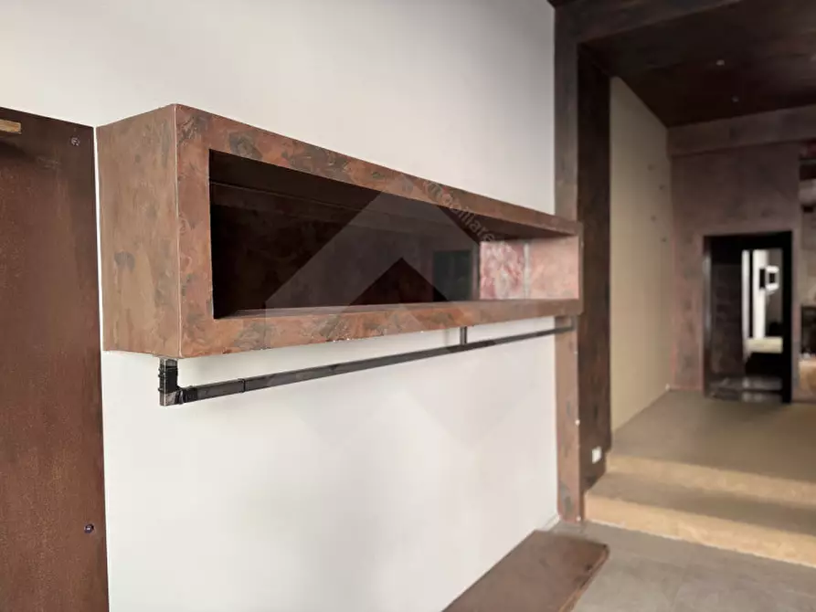 Immagine 5 di Negozio in affitto  a Andria