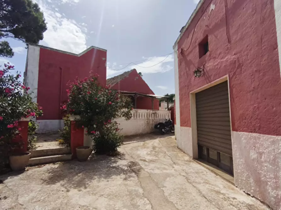 Immagine 14 di Rustico / casale in vendita  a Monopoli