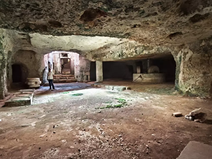 Immagine 26 di Rustico / casale in vendita  a Monopoli