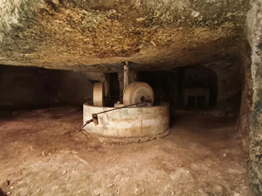 Immagine 28 di Rustico / casale in vendita  a Monopoli