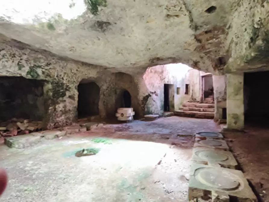 Immagine 29 di Rustico / casale in vendita  a Monopoli