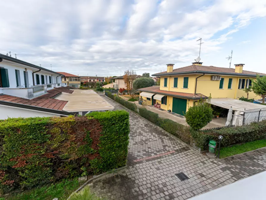 Immagine 10 di Appartamento in vendita  in Via Montegrappa a Legnaro