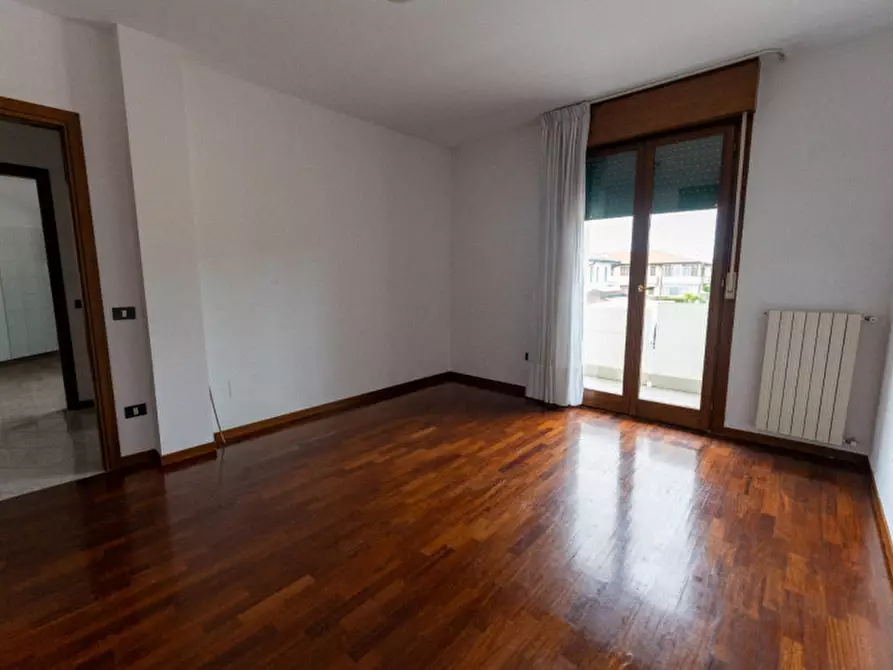 Immagine 12 di Appartamento in vendita  in Via Montegrappa a Legnaro