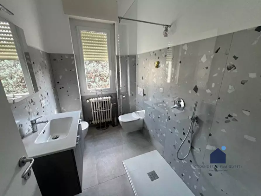 Immagine 13 di Appartamento in vendita  in Via Luigi Basiletti a Brescia