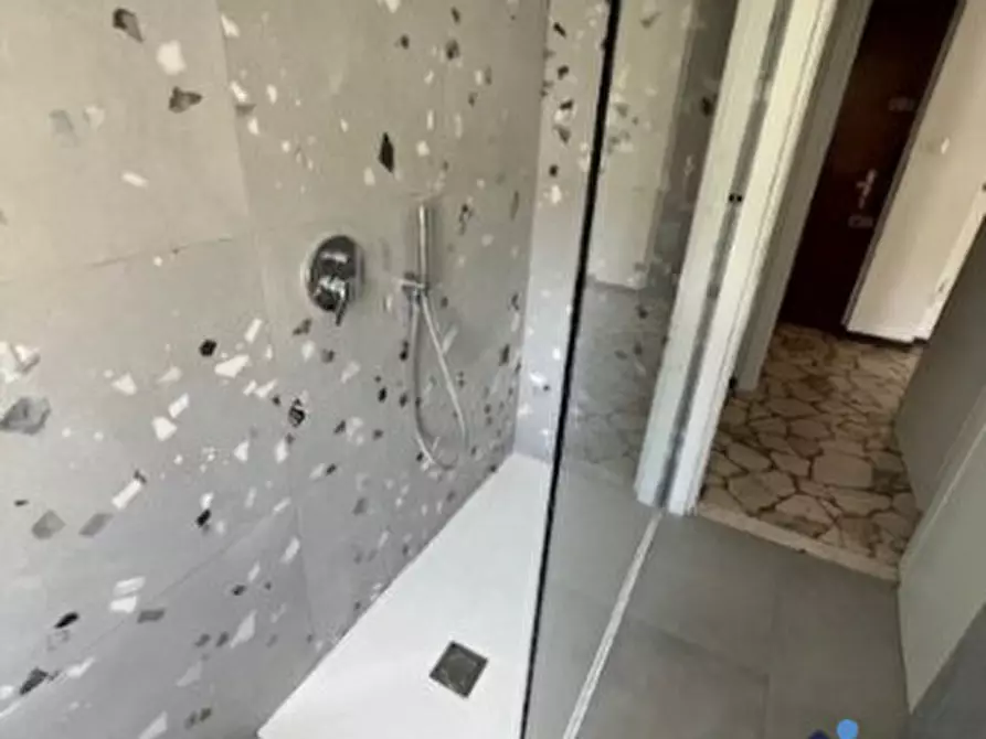 Immagine 14 di Appartamento in vendita  in Via Luigi Basiletti, 23 a Brescia