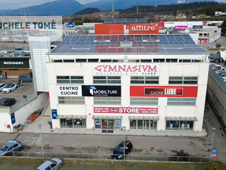 Immagine 6 di Negozio in affitto  in via san pieretto a Affi