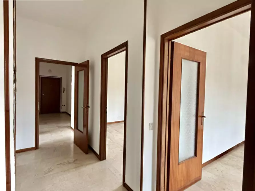 Immagine 11 di Appartamento in vendita  in Via Rose di Sotto 22 a Brescia