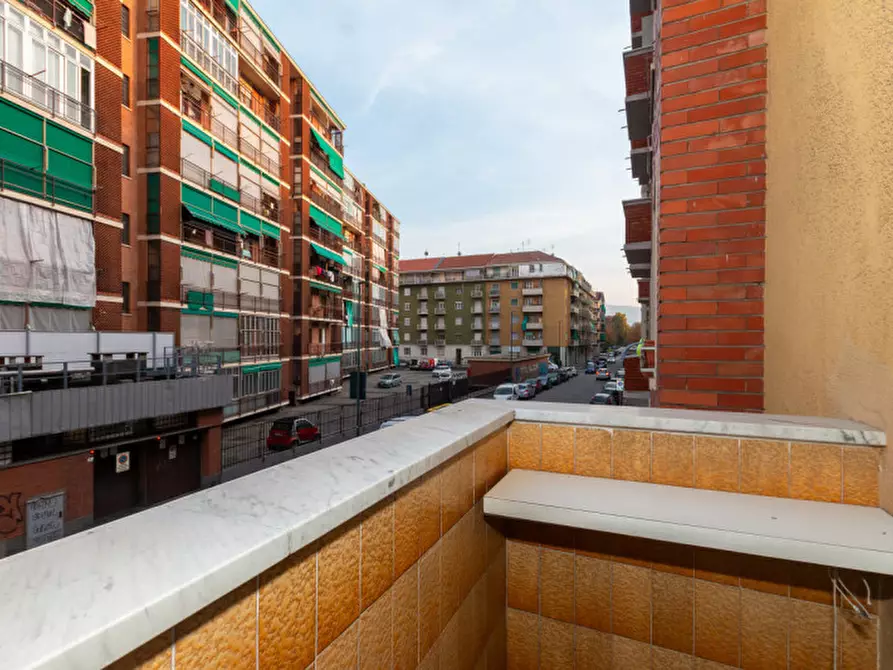 Immagine 14 di Appartamento in vendita  in Via Umberto Giordano 17 a Torino