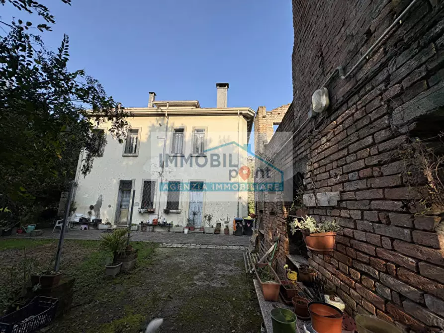Immagine 17 di Villa in vendita  in Via dei Colli a Padova