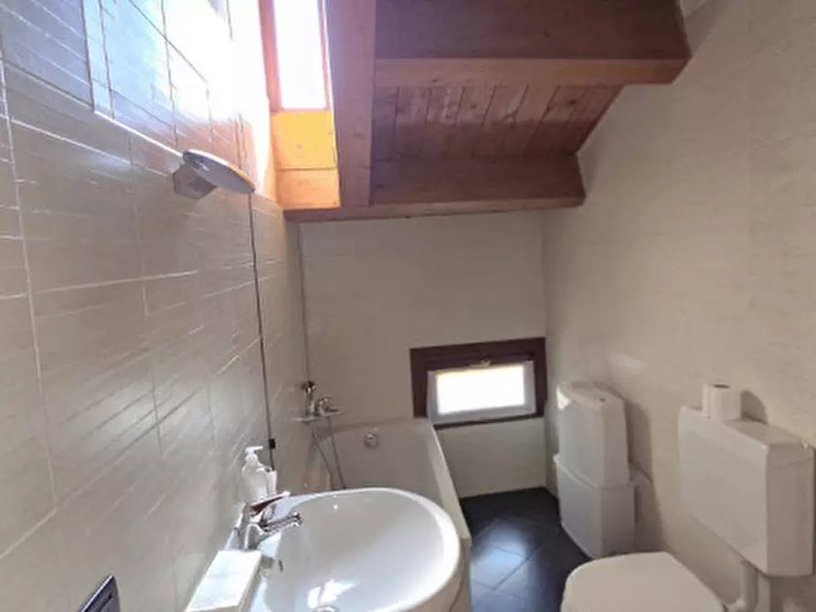 Immagine 9 di Ufficio in vendita  in Corso del Popolo, 229 a Rovigo