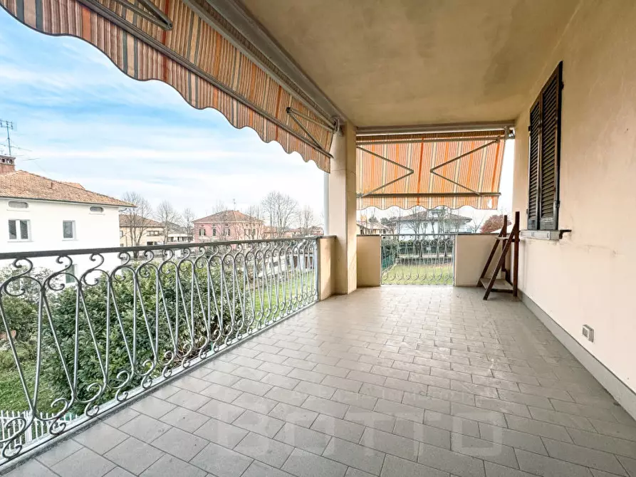 Immagine 4 di Casa indipendente in vendita  in Via Dante, 15 a Cureggio