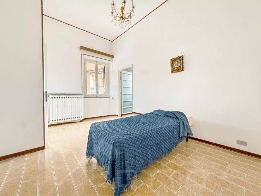 Immagine 5 di Casa indipendente in vendita  in Via Dante, 15 a Cureggio