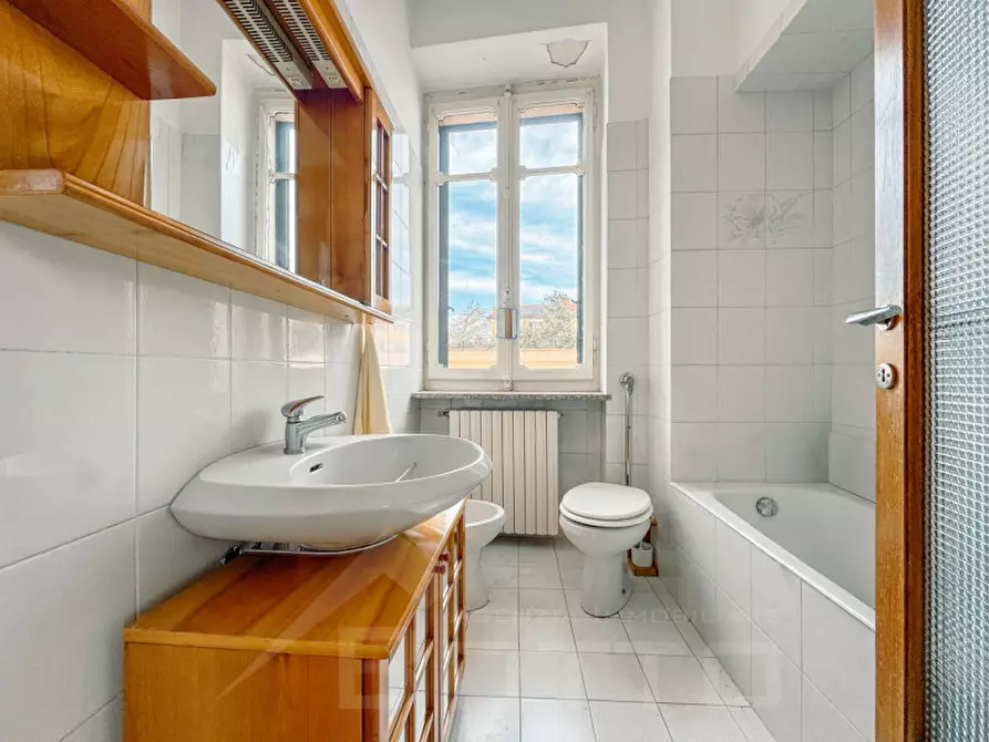 Immagine 7 di Casa indipendente in vendita  in Via Dante, 15 a Cureggio