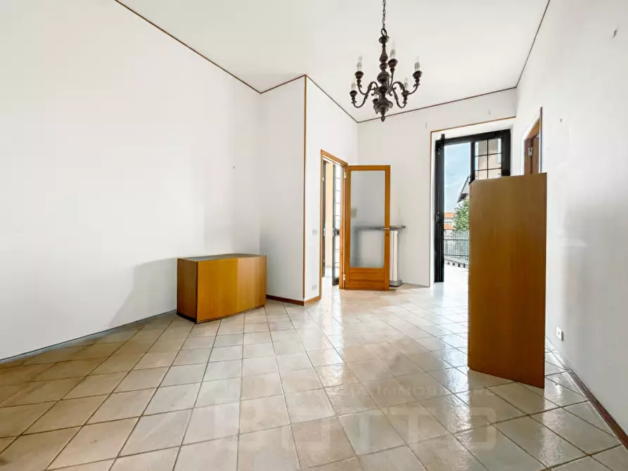 Immagine 11 di Casa indipendente in vendita  in Via Dante, 15 a Cureggio