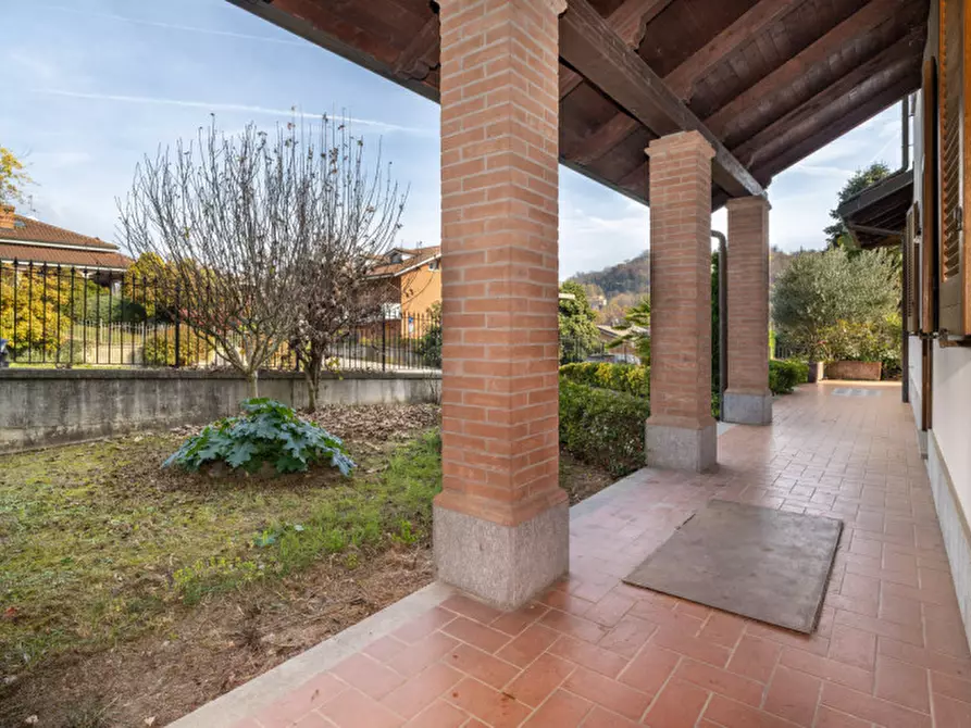 Immagine 10 di Villa in vendita  in Strada Cordova 10 a Castiglione Torinese