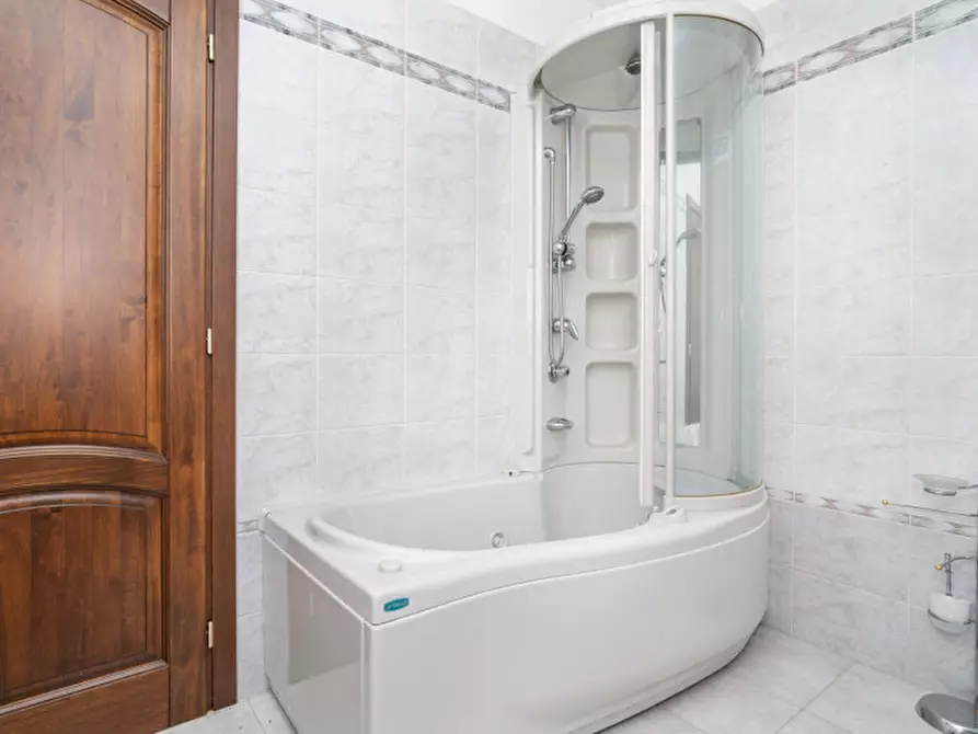 Immagine 37 di Villa in vendita  in Strada Cordova 10 a Castiglione Torinese