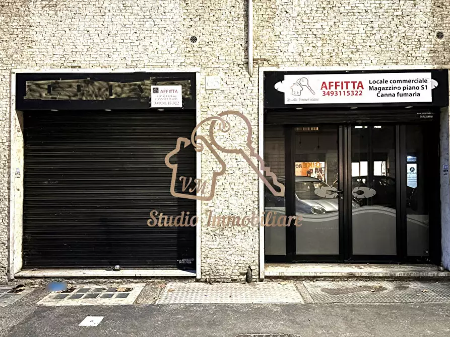 Immagine 16 di Negozio in affitto  in Via Valsassina, 83 a Roma
