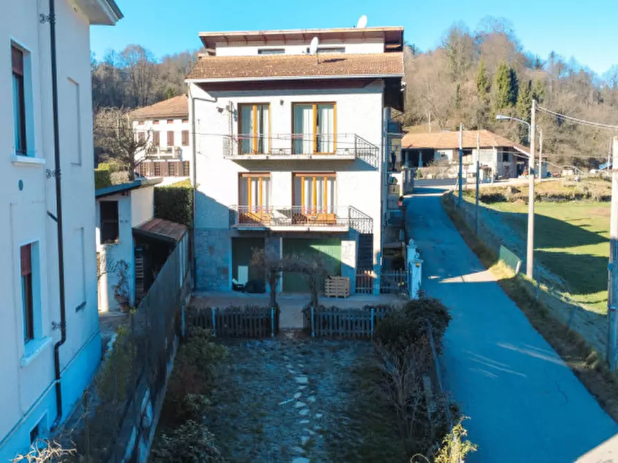 Immagine 40 di Casa bifamiliare in vendita  in VIA FORNACE  CREVACUORE 1 a Crevacuore