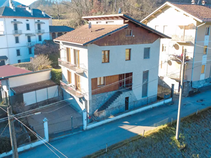 Immagine 43 di Casa bifamiliare in vendita  in VIA FORNACE  CREVACUORE 1 a Crevacuore