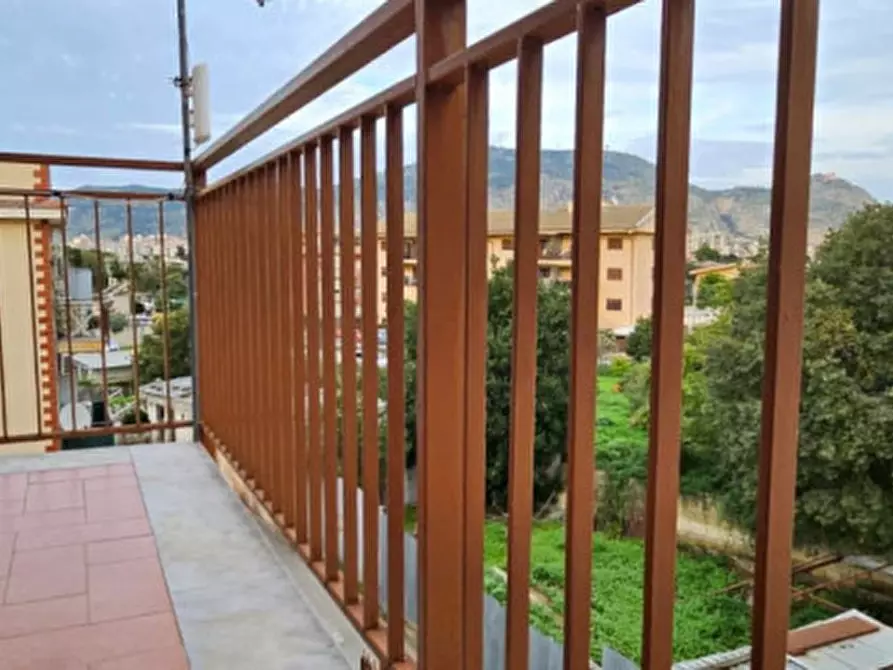 Immagine 7 di Appartamento in vendita  in Via Cruillas 83 B a Palermo