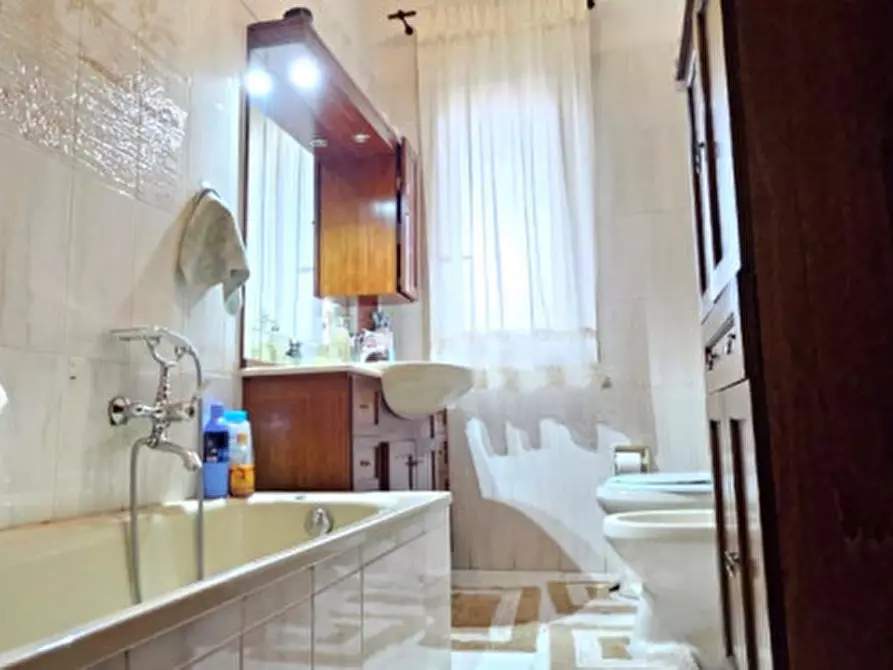 Immagine 17 di Appartamento in vendita  in Via Cruillas 83 B a Palermo