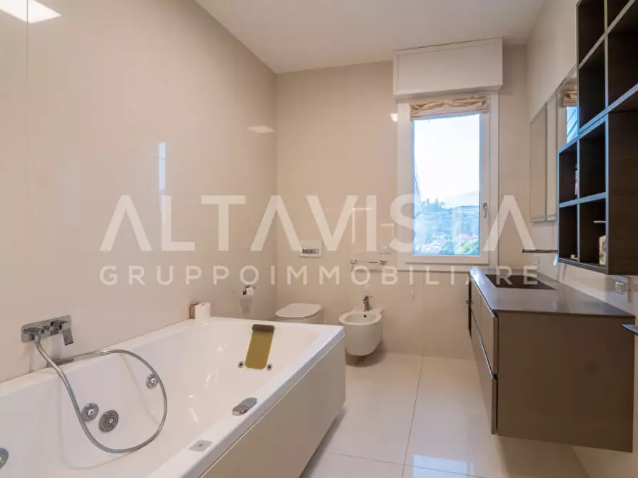 Immagine 48 di Villa in vendita  in Via San Gaetano a Rezzato