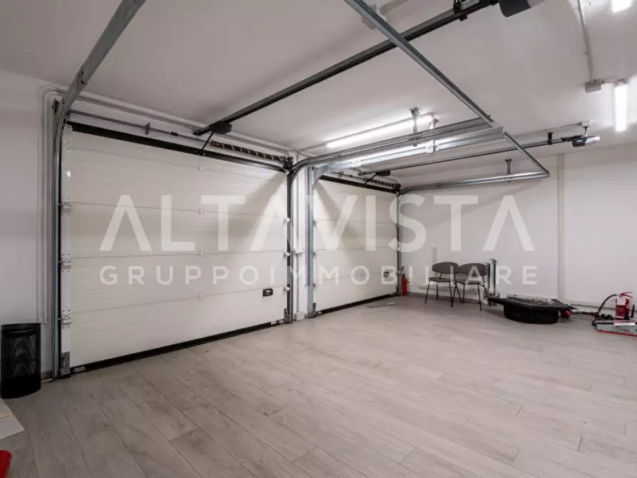 Immagine 104 di Villa in vendita  in Via San Gaetano a Rezzato