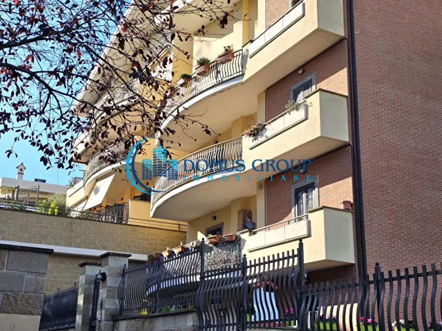 Immagine 2 di Appartamento in vendita  in Via Vergina Tonelli a Roma