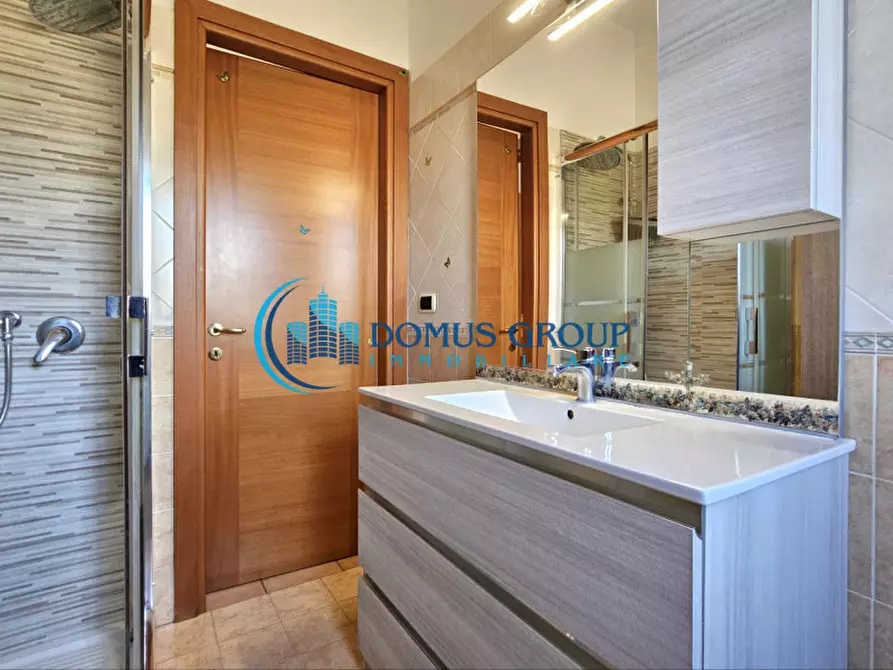 Immagine 21 di Appartamento in vendita  in Via Vergina Tonelli a Roma