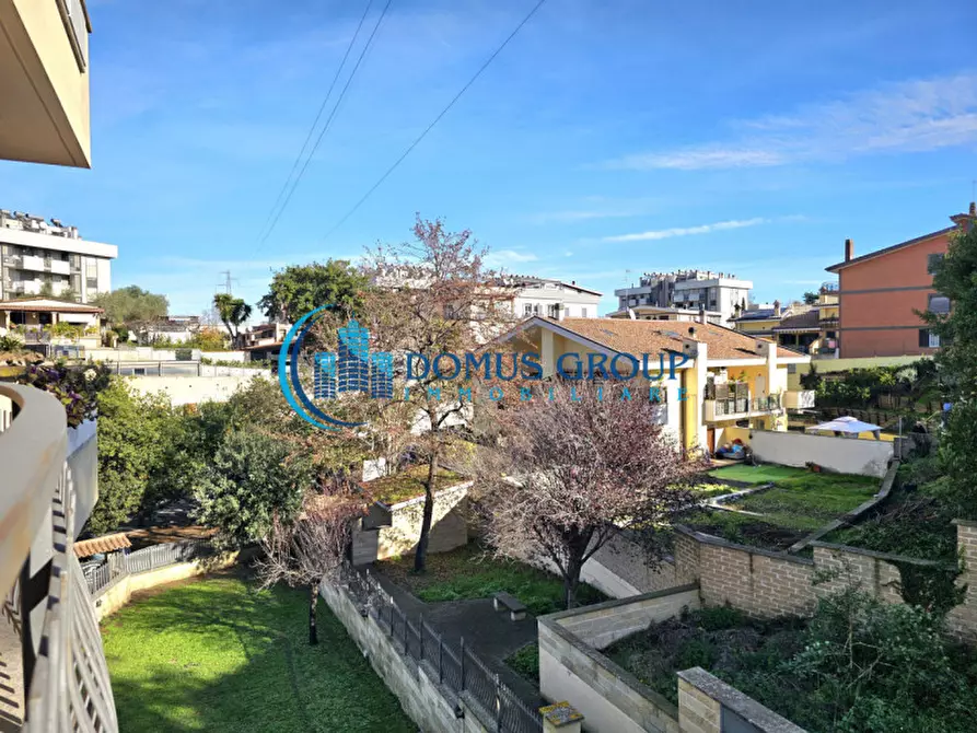 Immagine 30 di Appartamento in vendita  in Via Vergina Tonelli a Roma